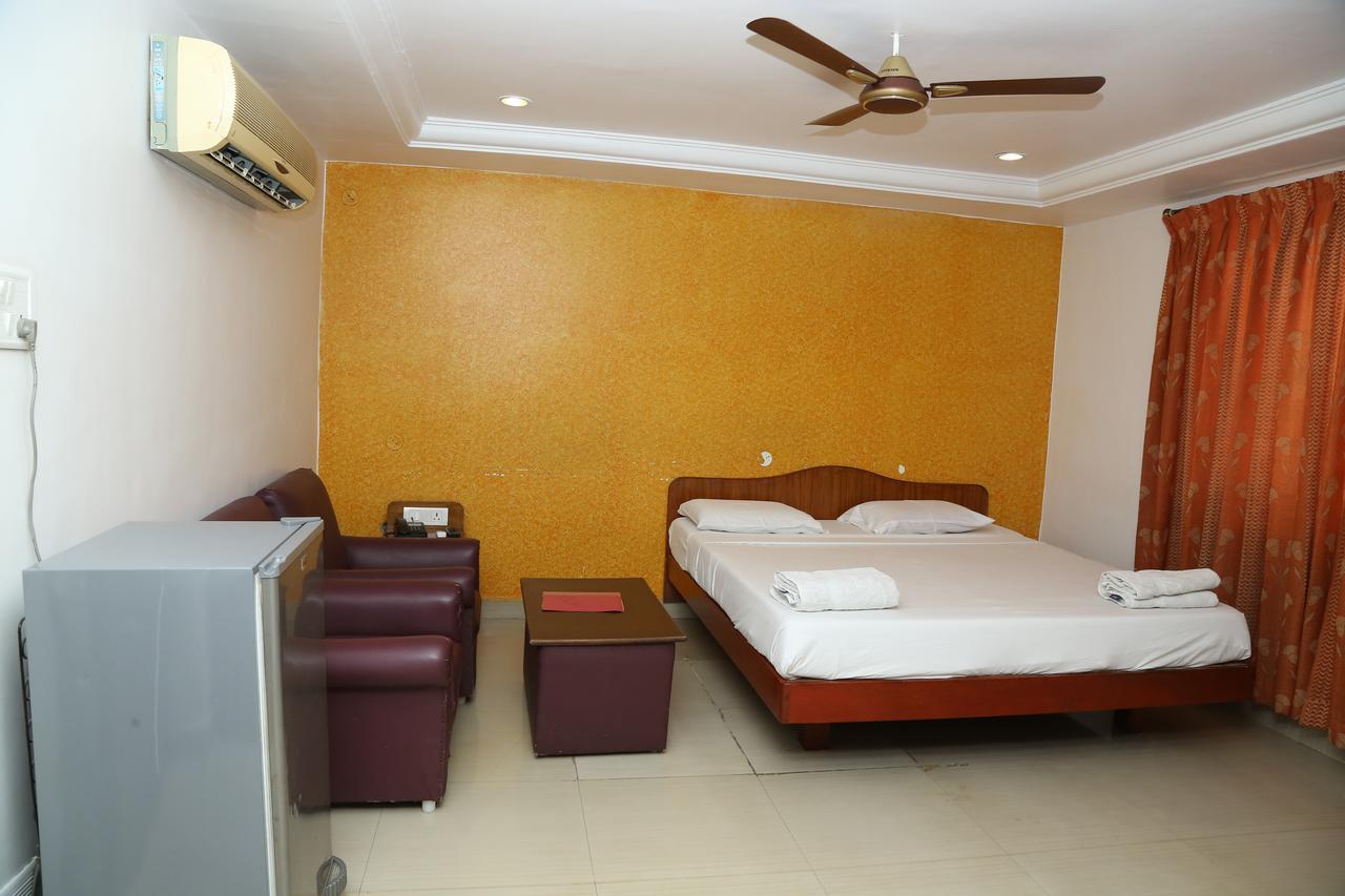 Sri Srinivasar Residency Hotel Vellore Luaran gambar