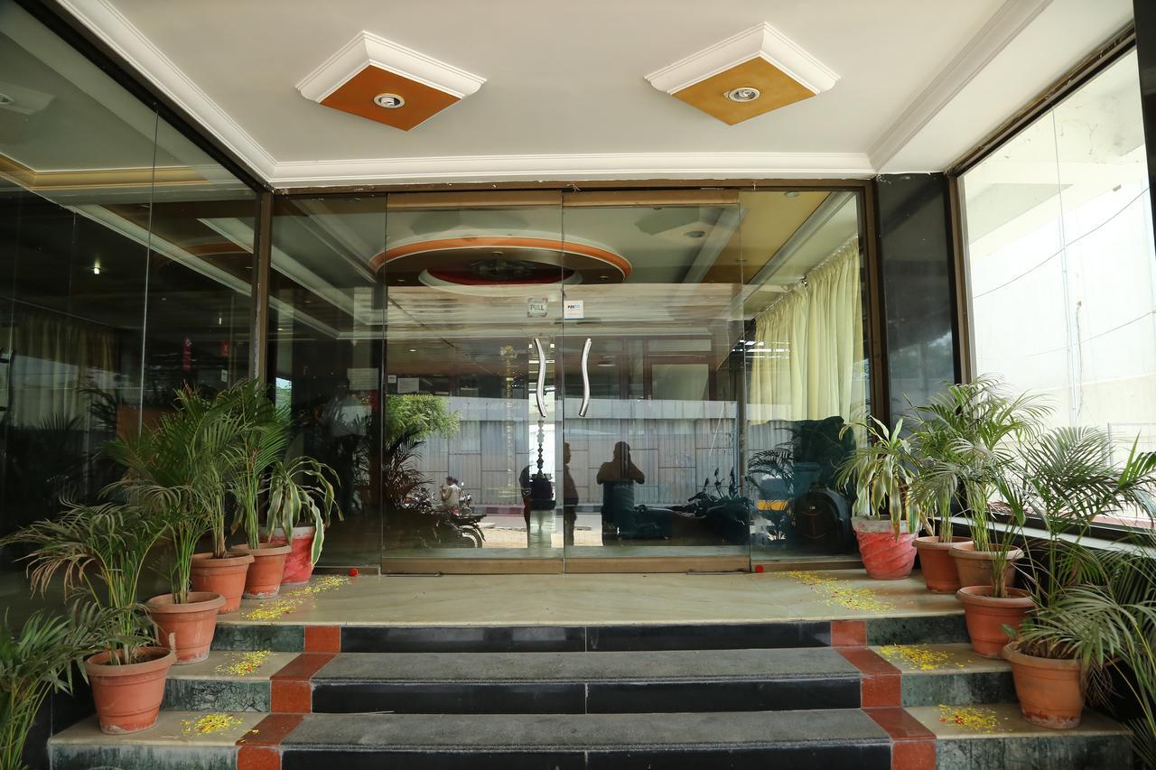 Sri Srinivasar Residency Hotel Vellore Luaran gambar