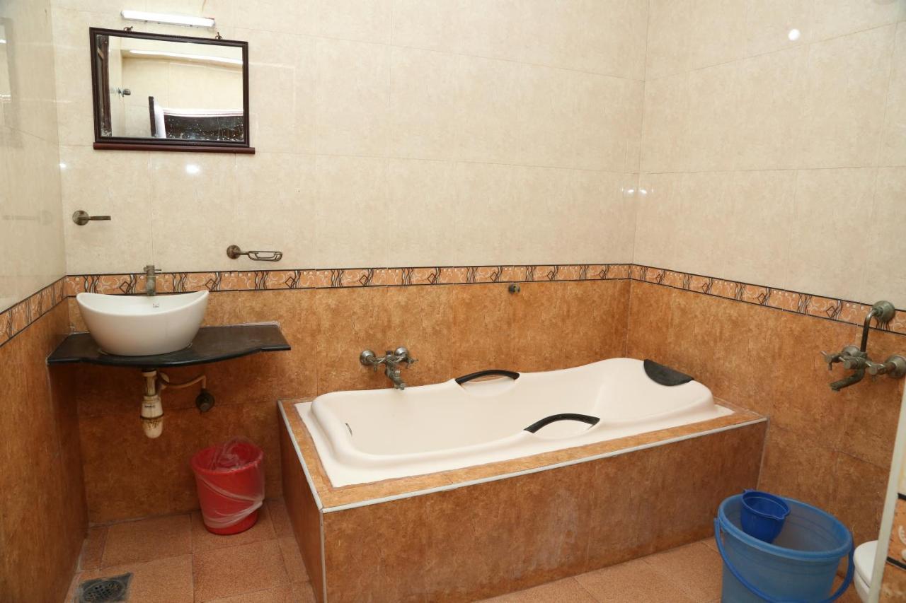 Sri Srinivasar Residency Hotel Vellore Luaran gambar