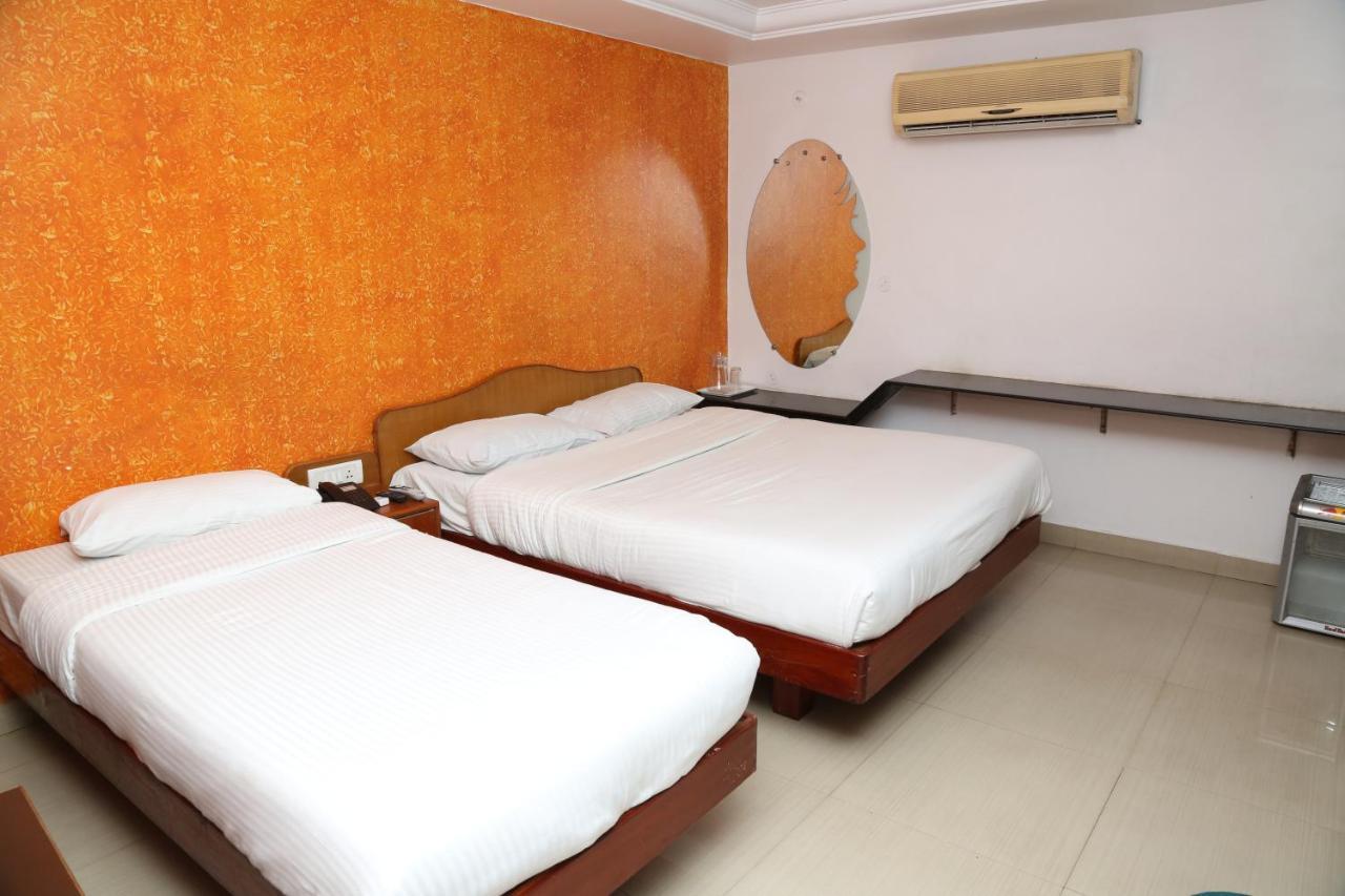 Sri Srinivasar Residency Hotel Vellore Luaran gambar